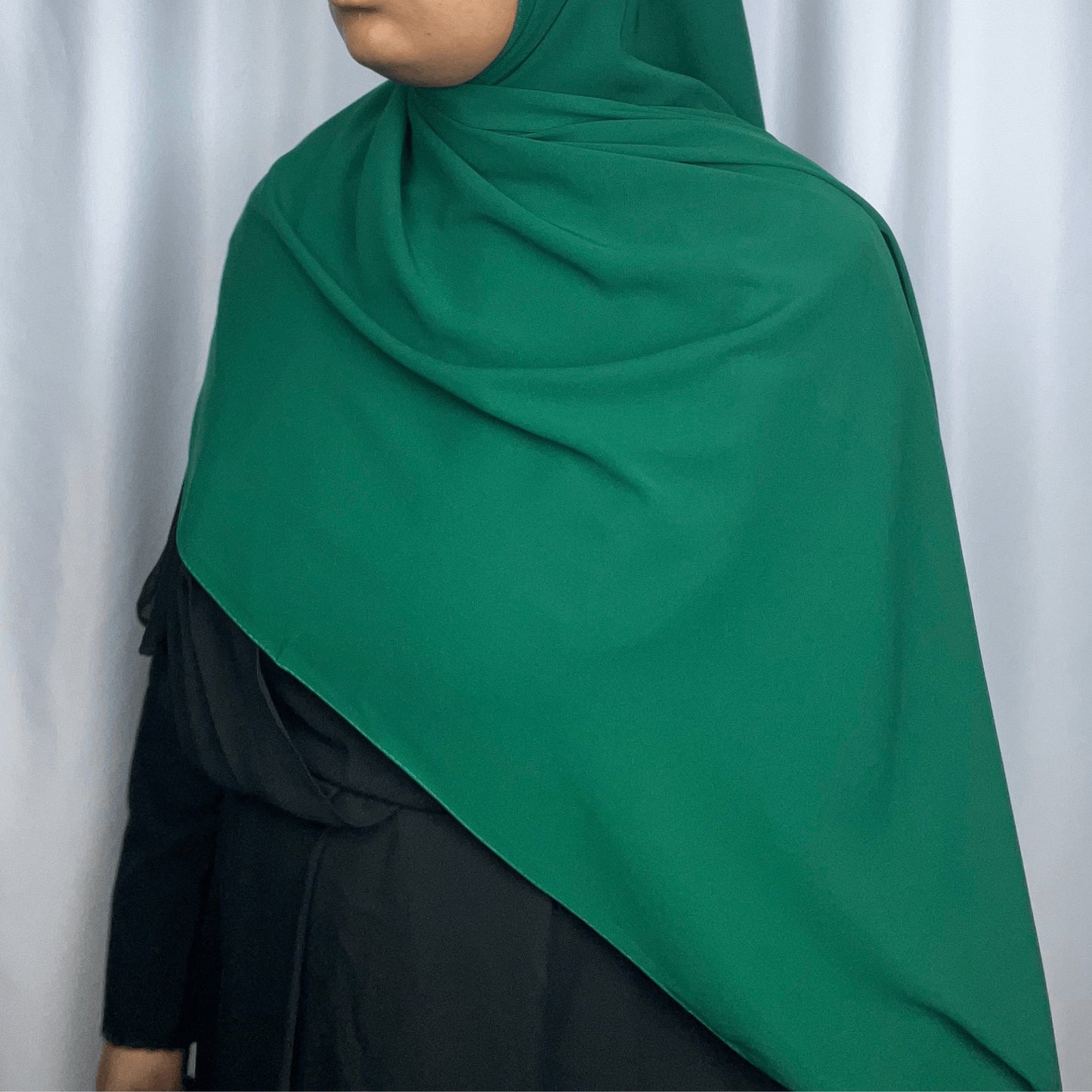 Premium Medina Silk Hijab Green Forest - An Nisaa